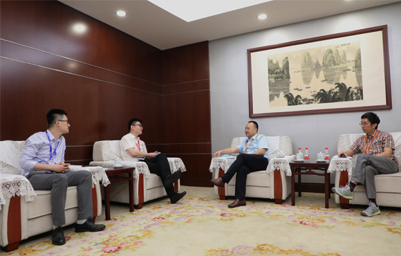 专业成就事业 实力铸就鲜丽