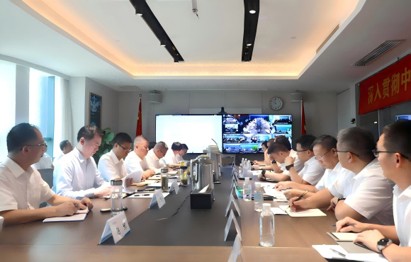 破立并举 沉塑动能丨富联官网召开半年度经营分析会