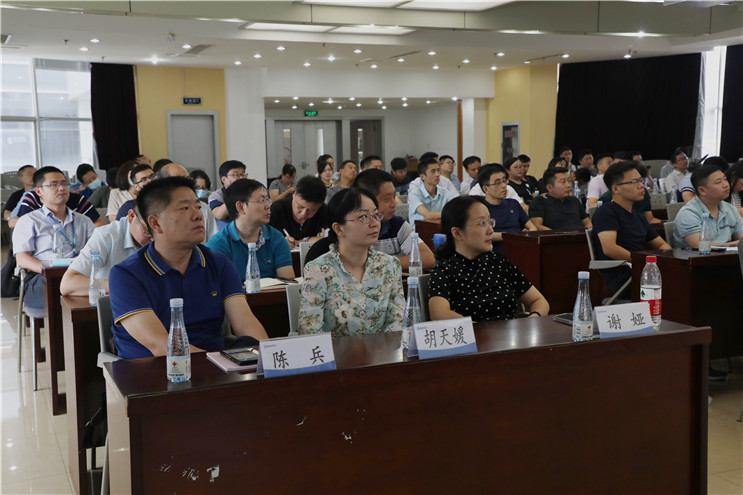 富联娱乐-妄想照进现实,致力成就将来!