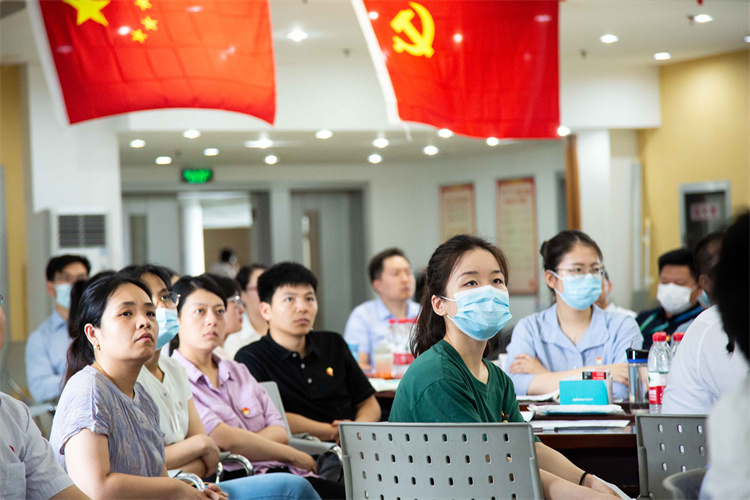 富联娱乐-妄想照进现实,致力成就将来!