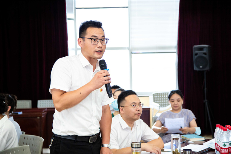 富联娱乐-妄想照进现实,致力成就将来!